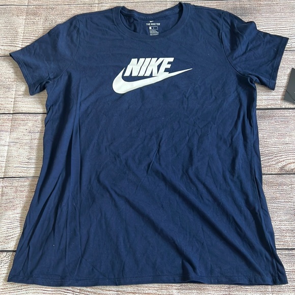Nike Mens NSW Team Tee - Picture 1 of 3